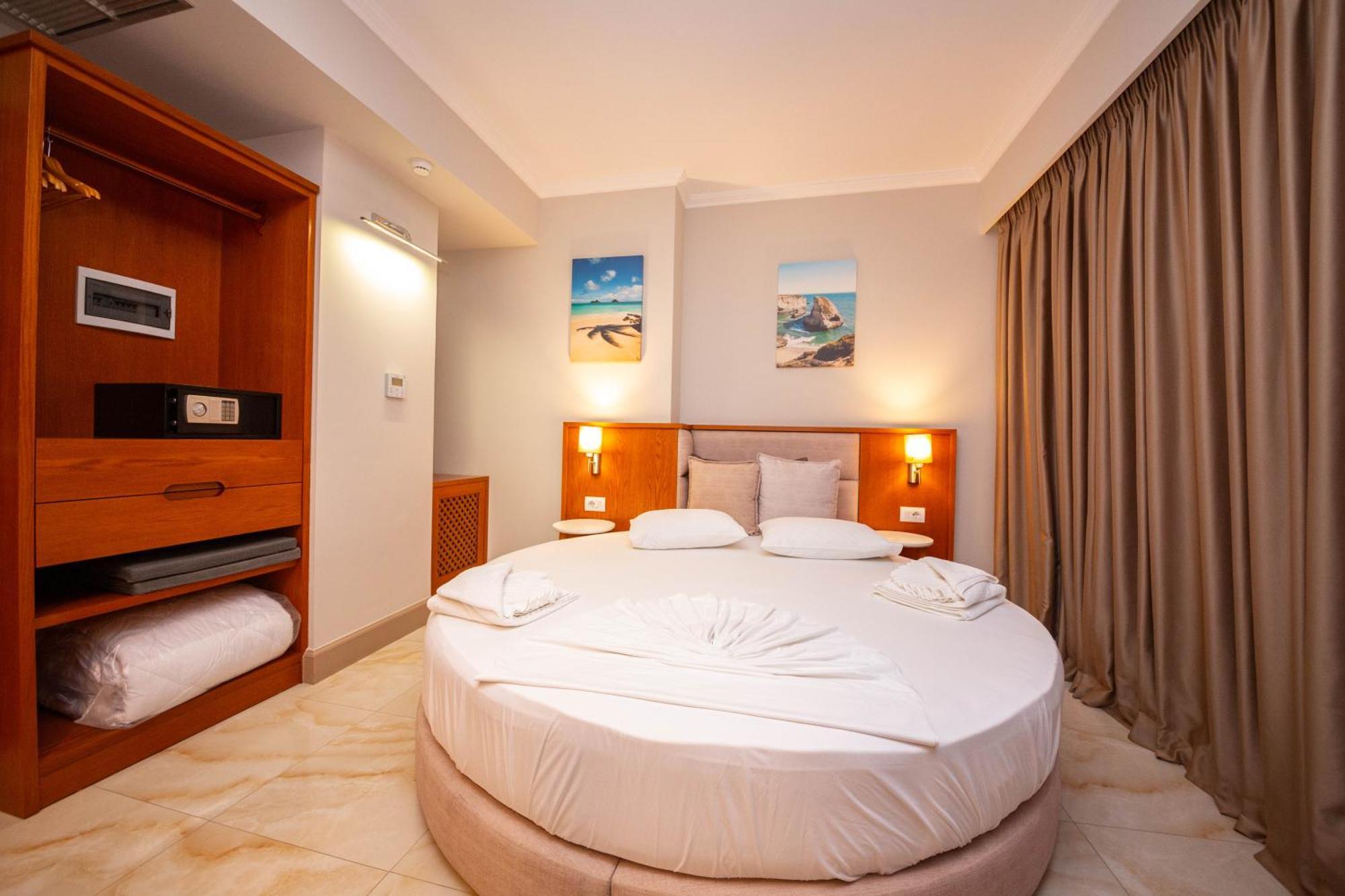 Hotel Sole Mare คซามิล ภายนอก รูปภาพ